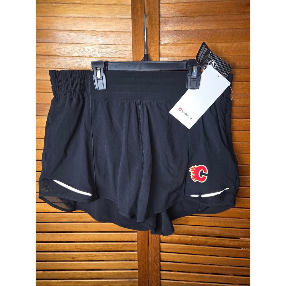 Calgary Flames Lululemon Hotty Hot HR Short 4" Lined Size 12 NHL